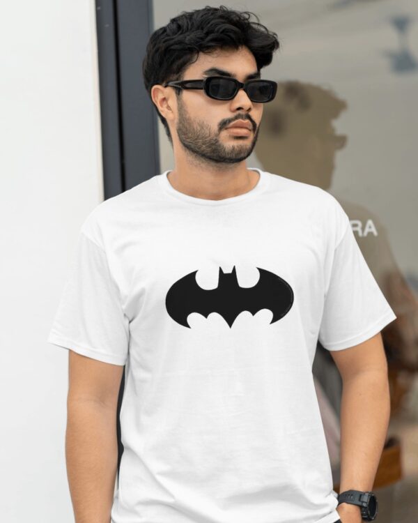 Batman logo printed t-shirt for male